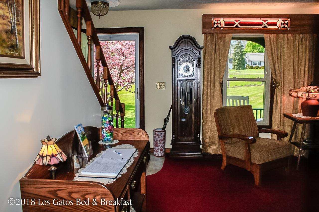 Los Gatos Bed & Breakfast Penn Yan Buitenkant foto